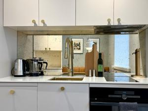 Old Town Luxury Apartment