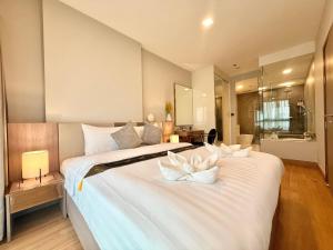 The Astra Sky River 宜居6人三卧两卫 无边泳池 热水浴缸 乳胶床垫5