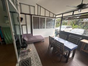 English owned Homestay and Yoga