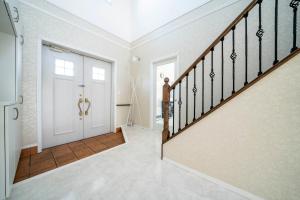 The Garnet Higashikawa