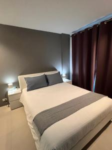 Grandblue Condominium 307 Pool-SeaView MaePhim Rayong