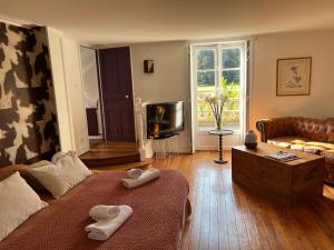 Le château de Bertreville Saint Ouen entre mer et campagne