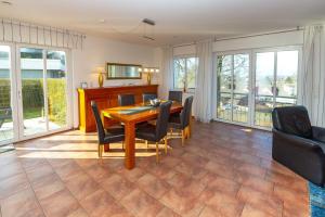 Haus Strandjuwel - Haus 1 "Meeresfunkeln" mit Sauna und Terrasse