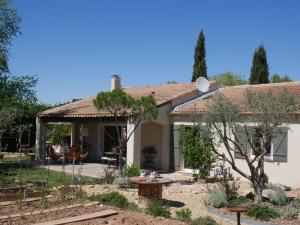 Proche Aix en Pce, Villa Confortable avec piscine privée