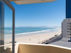 Romilly Beachfront 92