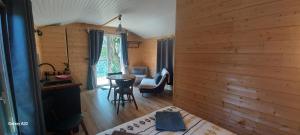 Chalets Le petit Chalet du MacQuart P.O.A. RANCH, 2 a 3 pers, : Chalet 1 Chambre