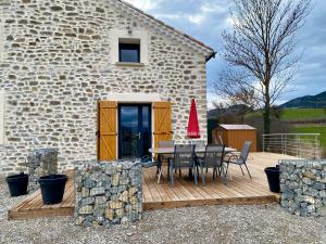 Maisons de vacances LA Conciergerie 05 - Gite de la cooperative - Superbe Maison a L Epine - Wifi - 4 a 6 personne : photos des chambres