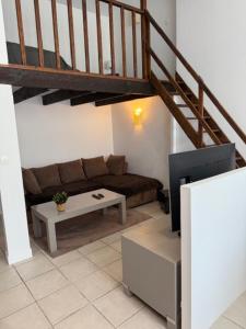 Appartements OULLINS T3 COSY 70M2 - 6 Pers 2 Chambre - 2 Mezzanines Metro & centre a Pied : photos des chambres