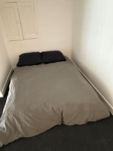 Appartements OULLINS T3 COSY 70M2 - 6 Pers 2 Chambre - 2 Mezzanines Metro & centre a Pied : photos des chambres