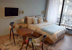 Studio 42- Modern Cozy Studio near City Center