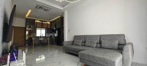 Modern Villa with Big Jacuzzi Lets Relax at City LRP4