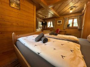 Almbrünnerl die Almhütte auf der Raffner Alm