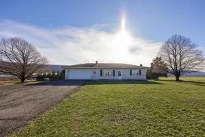 Mountain Sunrise Retreat - Klingerstown