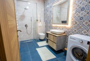 Bright & Cozy Apartment in quiet area near Airport