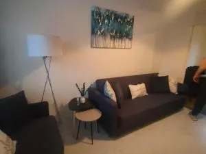 Glasgow, comfy 2 bed with parking - Kirkintilloch