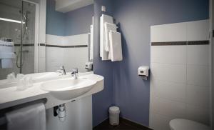 Hotels Ace Hotel Le Mans : photos des chambres