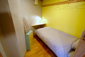 El Amarillo SELF CHECK IN HOSTEL