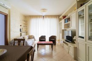 GuestHost - Bright Apartment X4 - M1 Sesto Marelli
