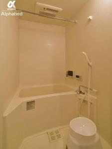 Alphabed松山城西