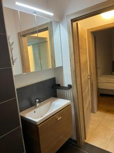 Danner Worker Rooms Schörfling - Ruhige Appartements mit Küche für Arbeiter & Firmen