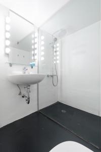 Artistic Elegance in central Athens, Pangrati