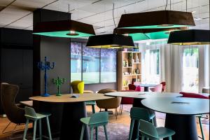 Hotels Hotel Novotel Evry Courcouronnes : photos des chambres