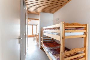 Appartements 150m des pistes, appartement pour 8 avec balcon : photos des chambres