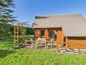 Chalets Chalet 2 adultes 2 enfants - jardin et terrasse : photos des chambres