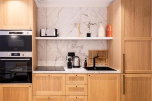 Appartement port de saint Tropez & place des Lices - CLEMENCEAU