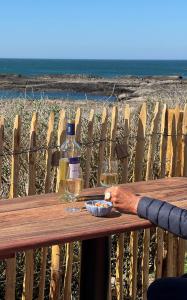 Maisons de vacances Maison sur la plage , pour vivre des vacances iodees  La Bastille : photos des chambres