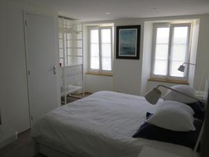 Escale Aixoise, gîte de vacances, vue mer, 5 chambres