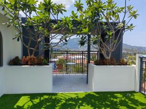 Premium 2BR near Kamala Beach, Pool, Gym & Free Shuttle