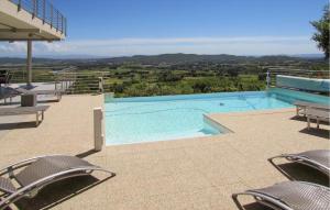 Maisons de vacances Cozy Home In Rochefort-Du-Gard : photos des chambres