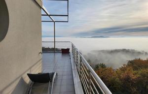 Cozy Home In Rochefort-Du-Gard