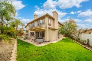 Spacious Golf Course Retreat - with Modern Kitchen - Forest Falls