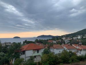 Blunero Παληό, Καβάλα