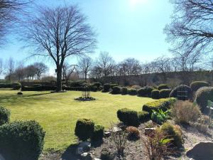 Huber - gemütliche FeWo mit Terrasse und Garten auf dem Lande