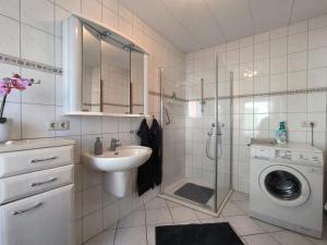 Huber - gemütliche FeWo mit Terrasse und Garten auf dem Lande