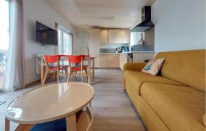 Maisons de vacances 2 Bedroom Beautiful Home In Ambon : photos des chambres