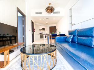 Chic Urban Escape 1BR in Bayz by Danube-18