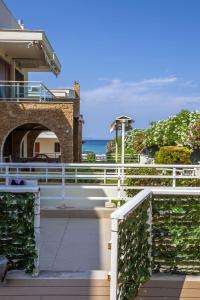 Cozy Summer House by the Beach