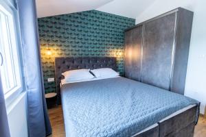 Modern apartment in a quiet area near the Airport