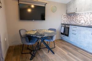 Modern apartment in a quiet area near the Airport