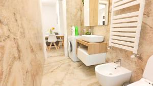 Luxury Rome by the Sea