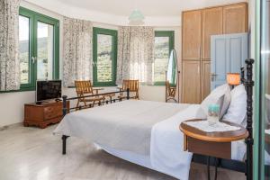 Fagias Luxury Apartment, by ZanteWize