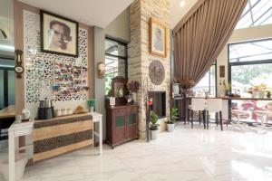 Capital O 75378 Thawapee Resort