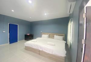 Collection O To The Sea Resort Thailand
