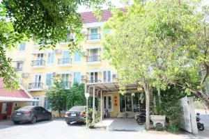 OYO 75429 '101 place navanakorm' - Ban Bang Sai