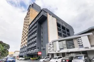 OYO 115 Northridge Mansions - 奎松市