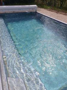 Sejours chez l'habitant Chambre dans Petit havre de paix avec piscine chauffee au coeur du Luberon : photos des chambres